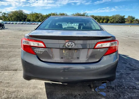 2013 Toyota Camry L z USA, uszkodzony, nr VIN 4T1BF1FK8DU700218